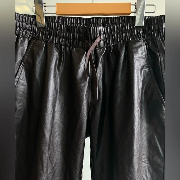 Zara NWT women’s joggers Size L shiny black polyurethane - Picture 4 of 12